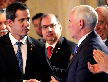 Vice dos EUA faz alerta a militares venezuelanos: \'Apoiem Guaidó