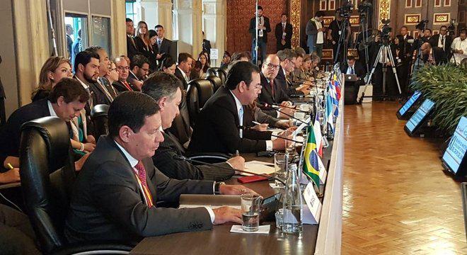 O que é o Grupo de Lima, que reúne representantes de 14 países para discutir a crise na Venezuela