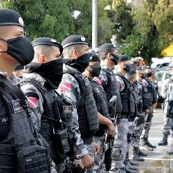 Operação policial acaba com o tráfico de drogas em várias regiões